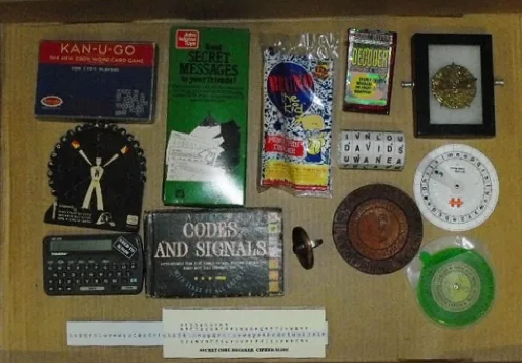 Codes and Signals Games